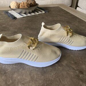 ⭐️NEW Women's Temu Shoes 8.5